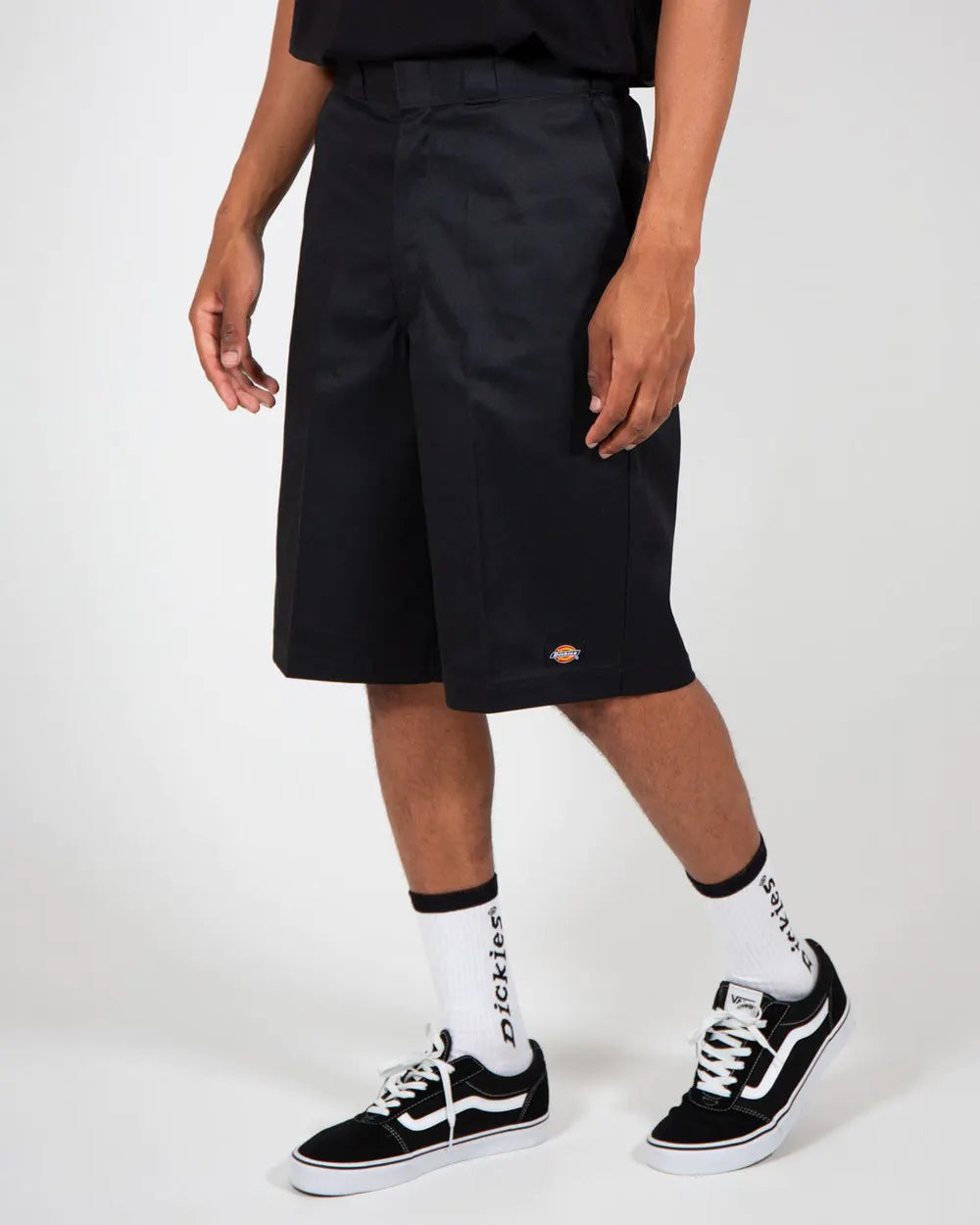 Dickies 42283 13 inch multi pocket short