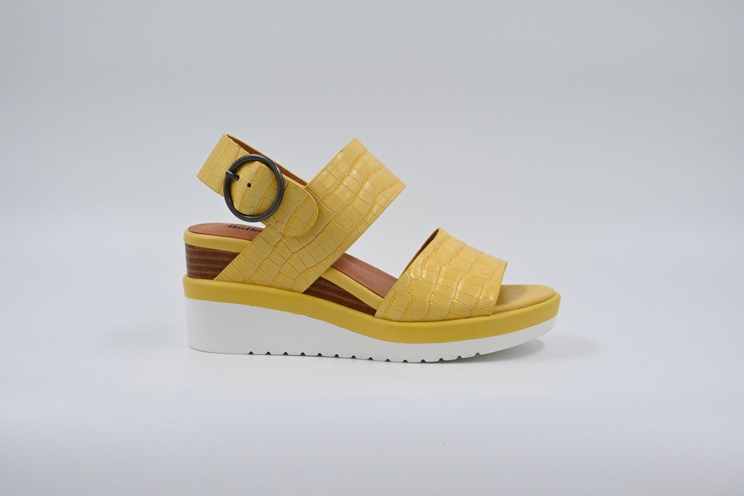 Belle Scarpe Rainton Sandal Yellow Croc.