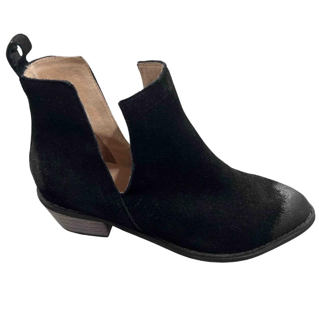 EOS Togsy black suede boot