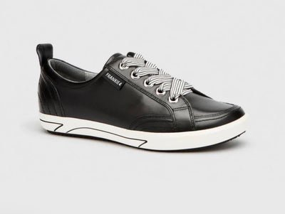 Frankie4 Ellie IV Black Leather Sneaker