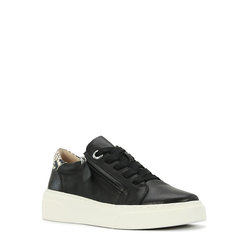 EOS Marble Black leather sneaker