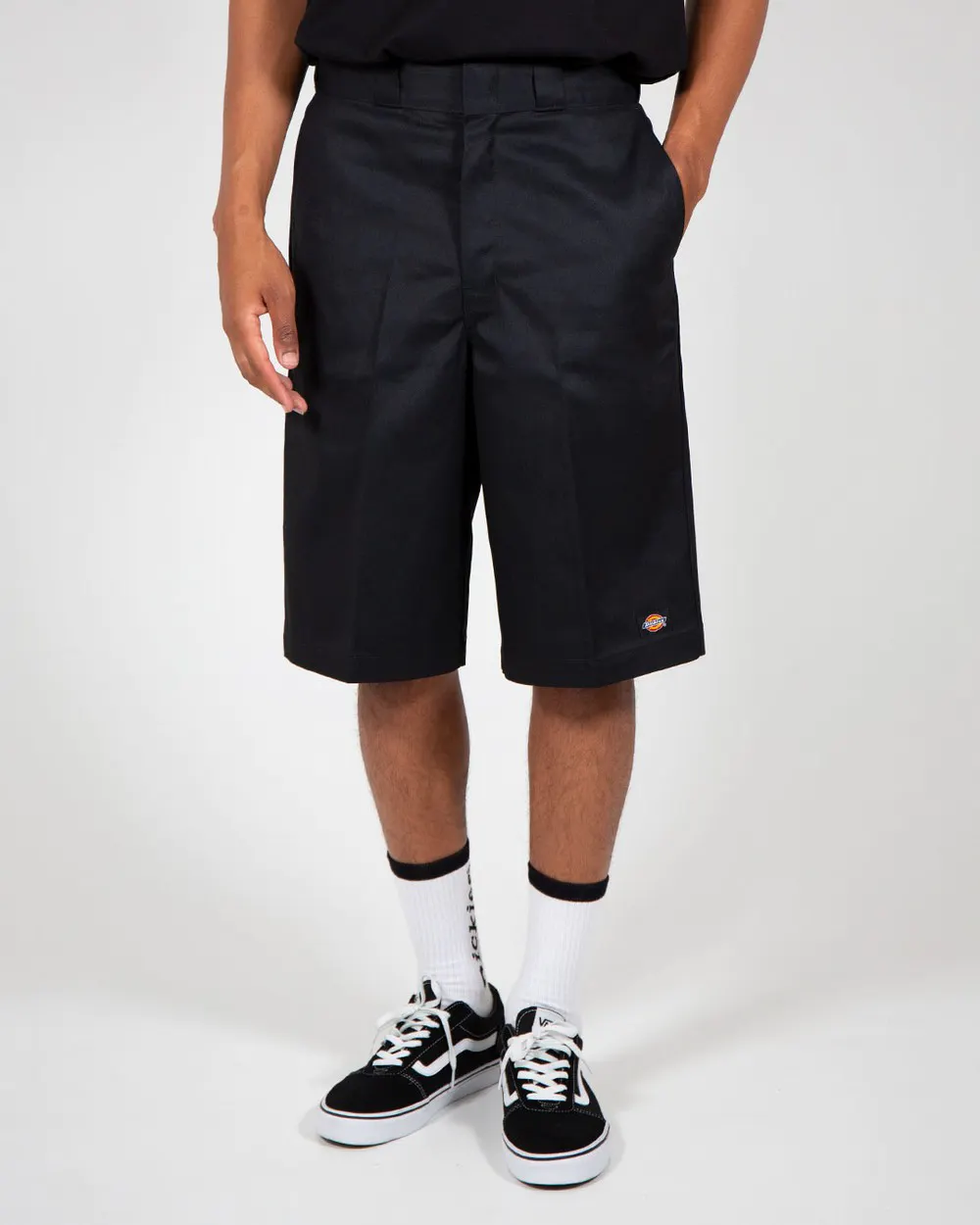 Dickies 42283 13 inch multi pocket short